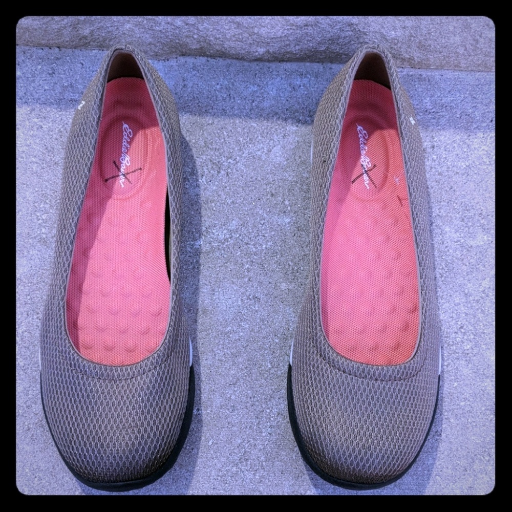 Eddie Bauer midlite boat shoe flat sneaker taupe